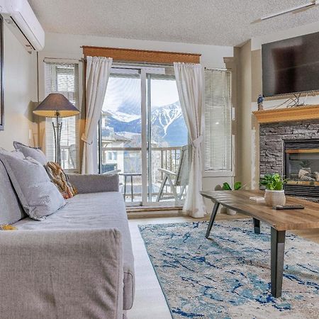 Lovely Mountain View 2 Bedroom Suite Canmore Exterior foto