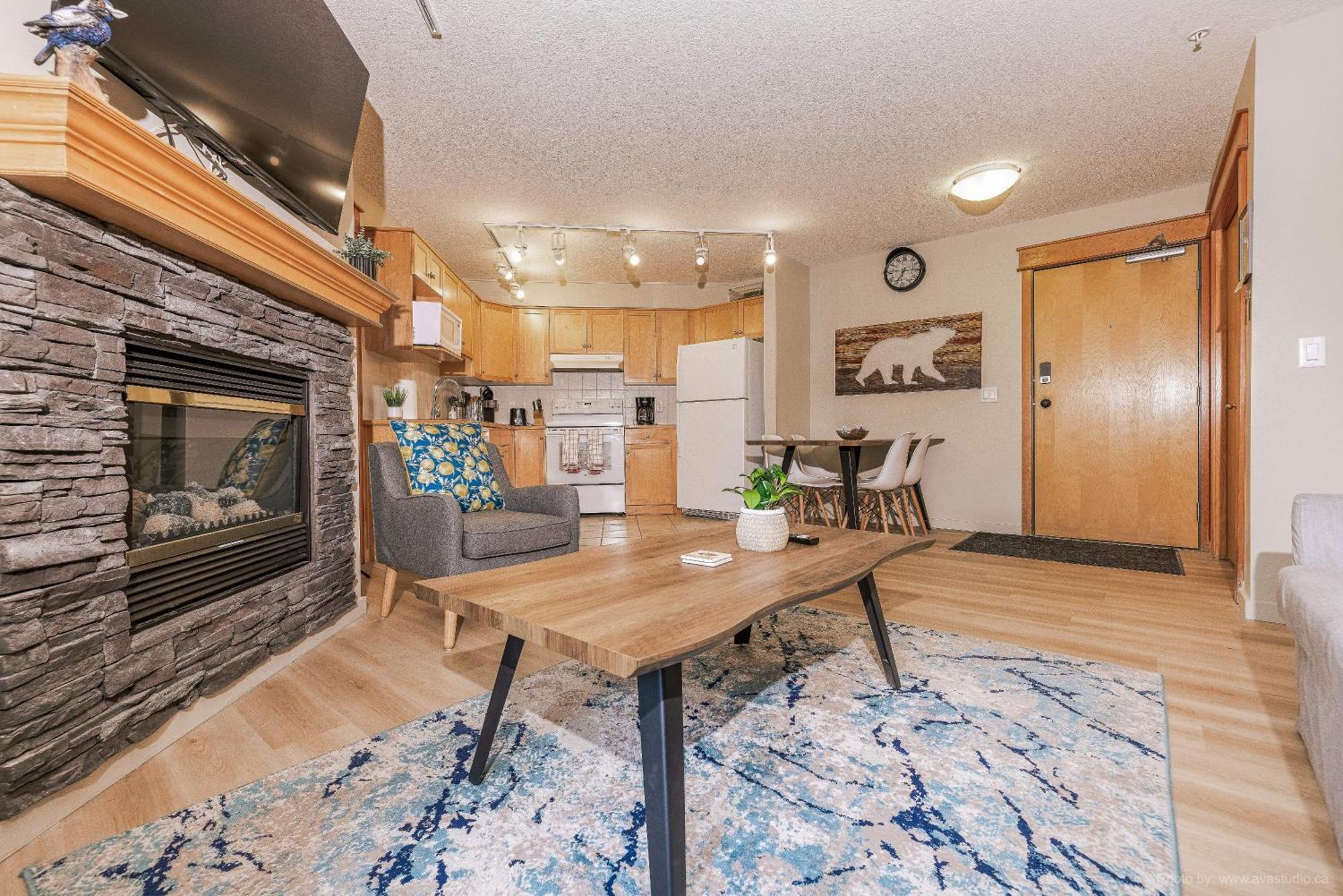 Lovely Mountain View 2 Bedroom Suite Canmore Exterior foto